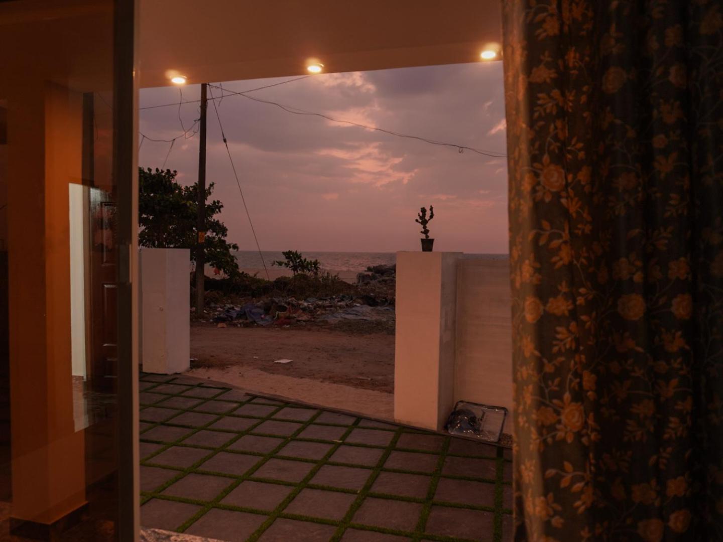 Marari Aidenz Beach Vibe Villa Alappuzha Eksteriør billede